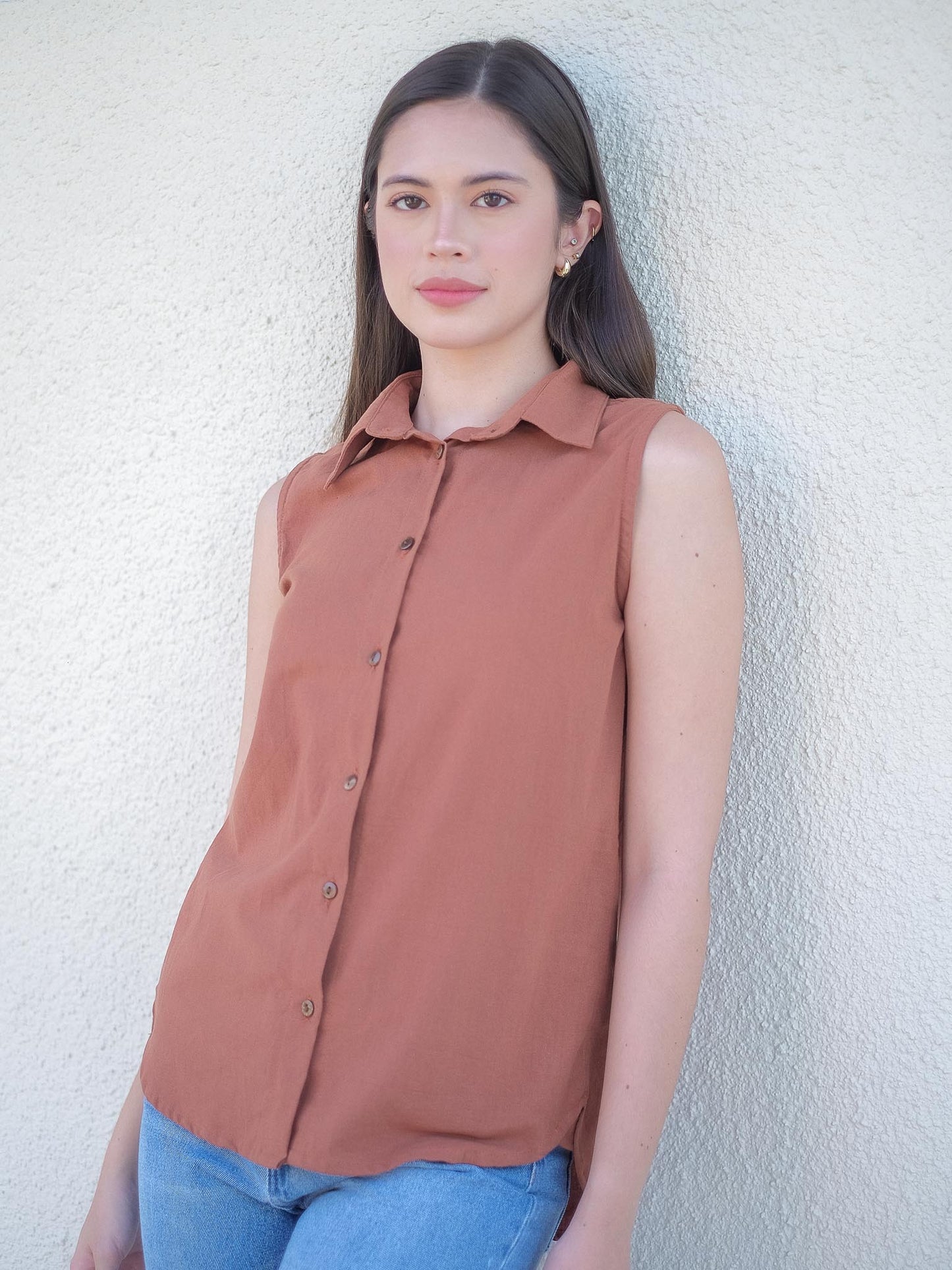 Jaida sleeveless polo- brown