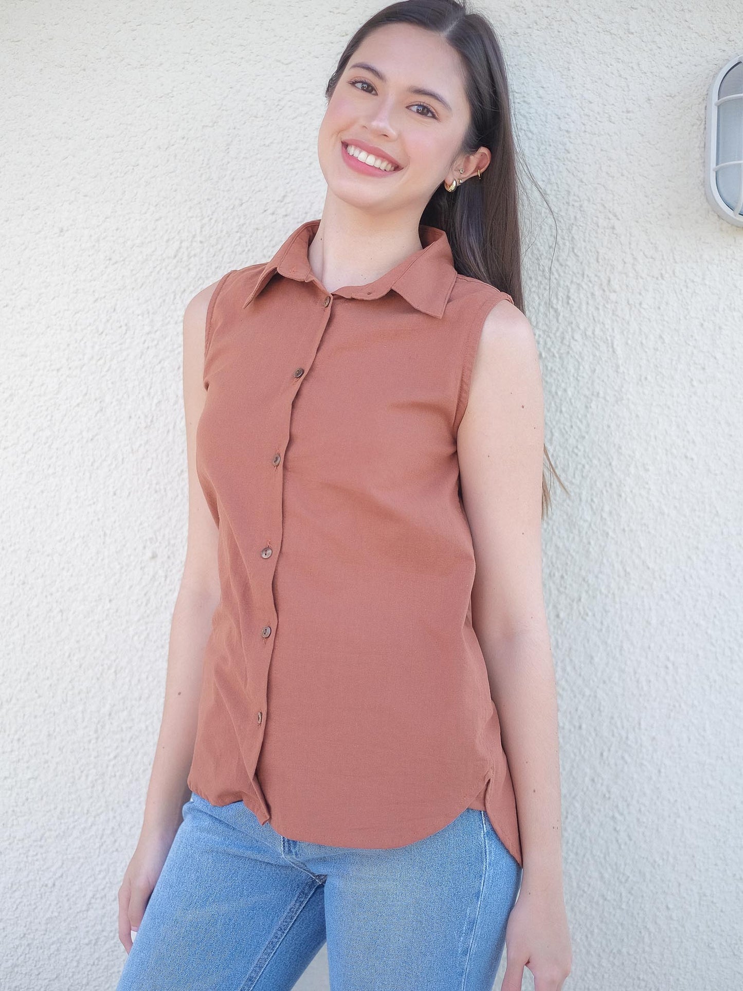 Jaida sleeveless polo- brown