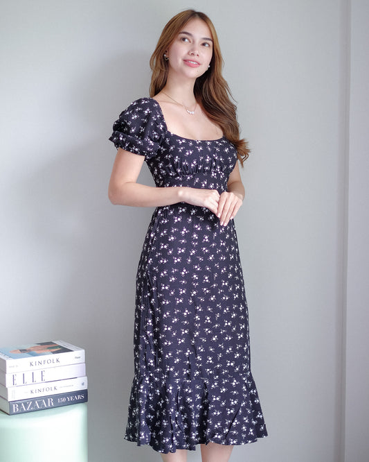 Madox Midi Dress - black floral dress